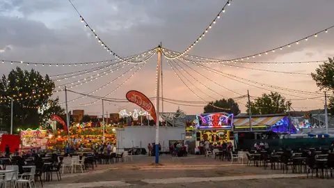 El soterramiento eléctrico del recinto ferial permitirá ampliar las luces de San Julián y llevar la Navidad a más barrios El soterramiento eléctrico del recinto ferial permitirá ampliar las luces de San Julián y llevar la Navidad a más barrios