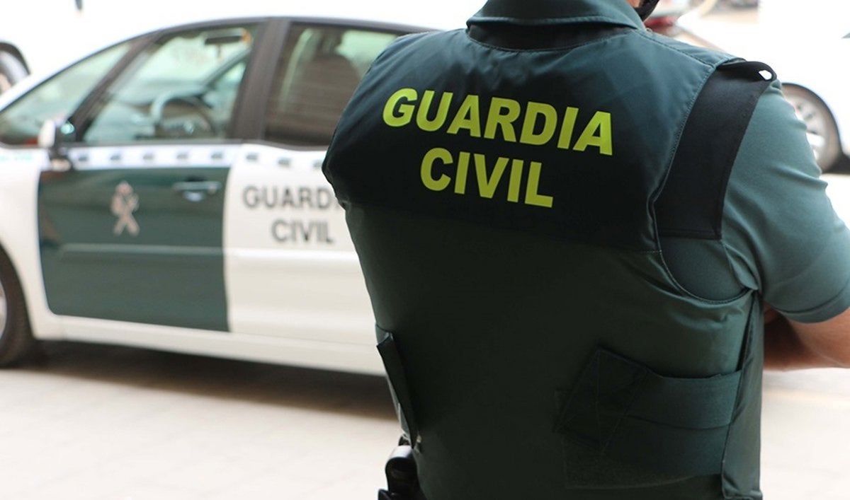 Dos detenidos por hurto en Alicante Dos detenidos por hurto en Alicante