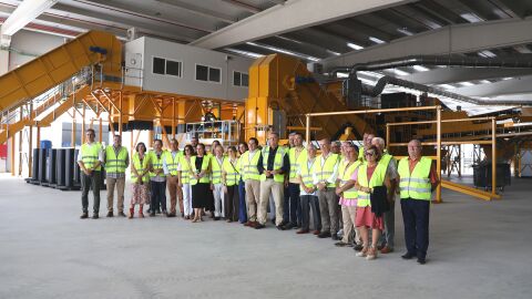 Visita al Centro de Tratamiento de Voluminosos del Consorcio Ribera y Valldigna Visita al Centro de Tratamiento de Voluminosos del Consorcio Ribera y Valldigna