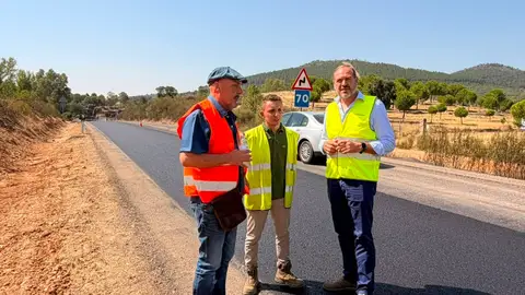 La Junta invierte 7,8 millones en la seguridad de la EX-108 y reforzar la conexión del norte de Cáceres con Portugal La Junta invierte 7,8 millones en la seguridad de la EX-108 y reforzar la conexión del norte de Cáceres con Portugal