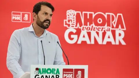 Sánchez Cotrina reclama una respuesta inmediata ante la situación de las Urgencias del Hospital Universitario de Cáceres Sánchez Cotrina reclama una respuesta inmediata ante la situación de las Urgencias del Hospital Universitario de Cáceres