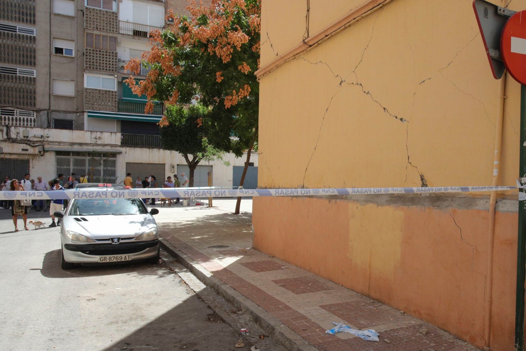Seis terremotos, uno de intensidad 3,4, vuelven a hacer temblar Granada durante la madrugada Seis terremotos, uno de intensidad 3,4, vuelven a hacer temblar Granada durante la madrugada