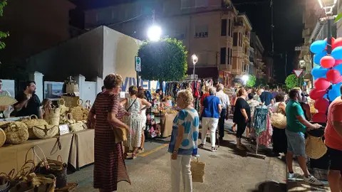 Vuelve hoy viernes el Shopping Night a las calles de Villajoyosa con descuentos, premios y comercio local Vuelve hoy viernes el Shopping Night a las calles de Villajoyosa con descuentos, premios y comercio local