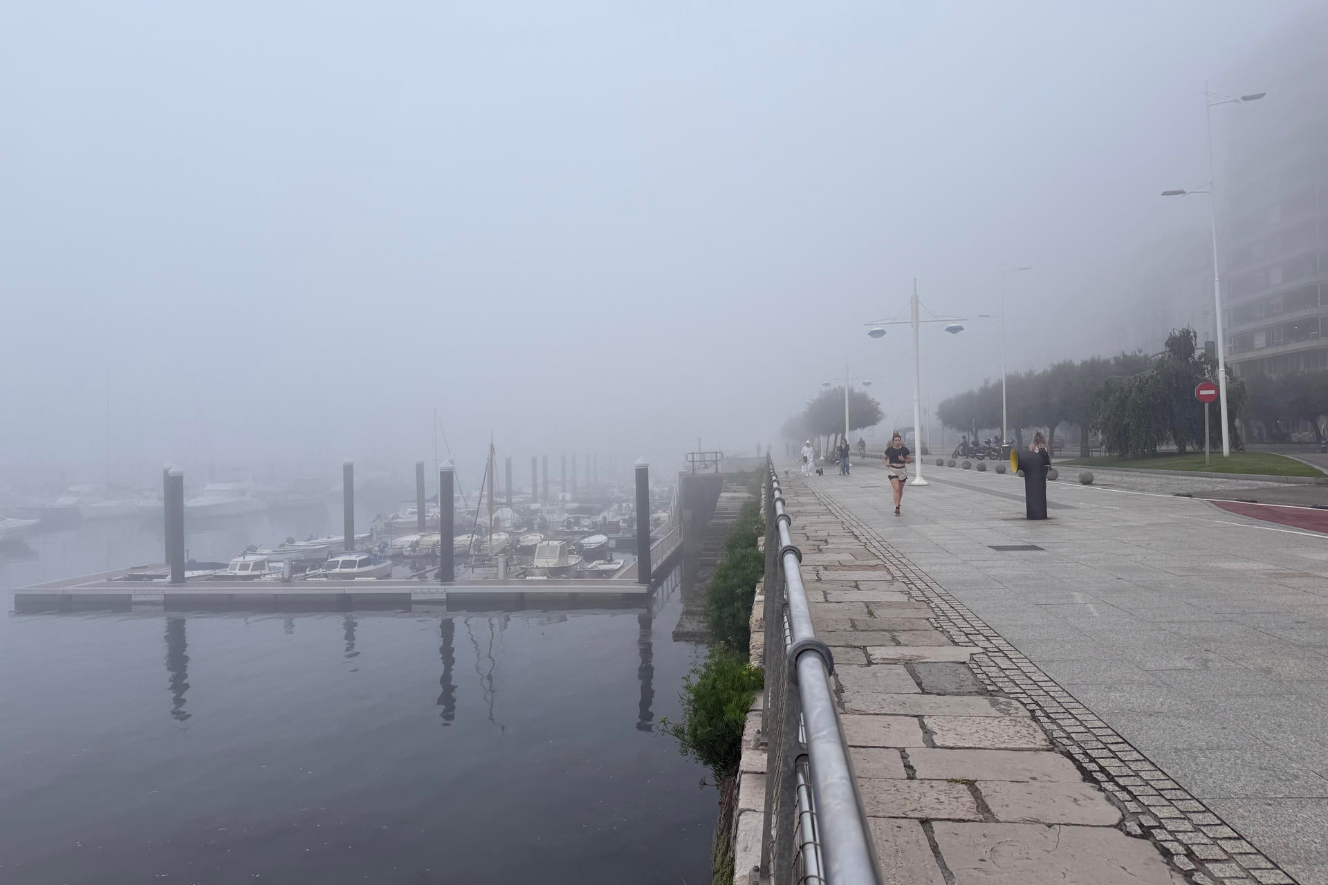 Niebla en la zona de Puertochico de Santander, este martes pasado Niebla en la zona de Puertochico de Santander, este martes pasado
