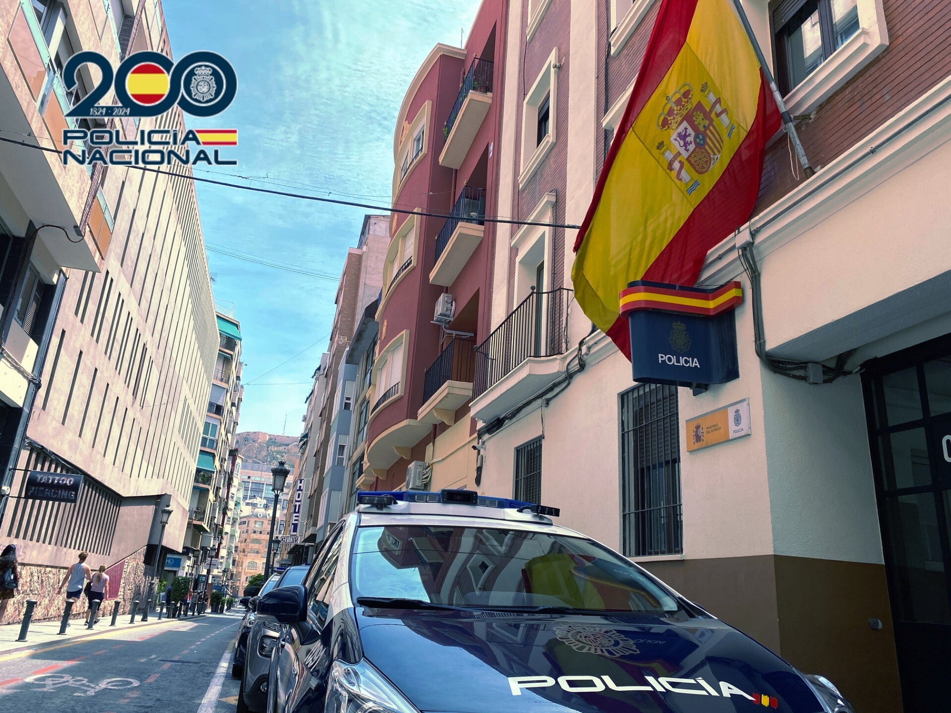 La Policía Nacional arresta en Alicante al gerente de una empresa tras simular un robo con violencia en su propia oficina La Policía Nacional arresta en Alicante al gerente de una empresa tras simular un robo con violencia en su propia oficina