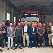 El conseller de Emergencias visita el retén de Bomberos Forestales de Callosa d’en Sarrià