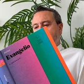 Javier García León leyendo "Mateo. Evangelio liberado" Javier García León leyendo "Mateo. Evangelio liberado"