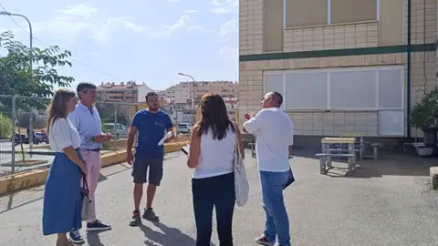 Villajoyosa invierte 48.000 euros en mejorar las ventanas de dos colegios Villajoyosa invierte 48.000 euros en mejorar las ventanas de dos colegios