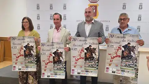 El Concurso Nacional de Saltos de Cuenca celebra sus 70 años con todas las plazas cubiertas El Concurso Nacional de Saltos de Cuenca celebra sus 70 años con todas las plazas cubiertas