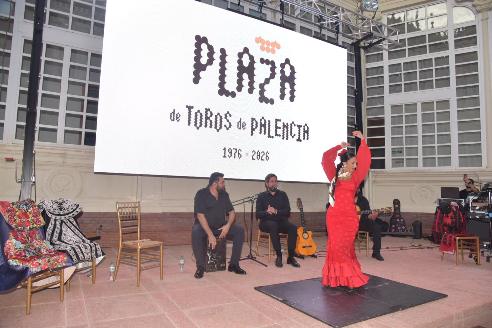 ‘La plaza de toros, plaza de todos’ ‘La plaza de toros, plaza de todos’
