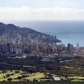 Benidorm activa su primer gemelo digital para el cálculo de su población flotante y la mejor gestión de los servicios públicos Benidorm activa su primer gemelo digital para el cálculo de su población flotante y la mejor gestión de los servicios públicos