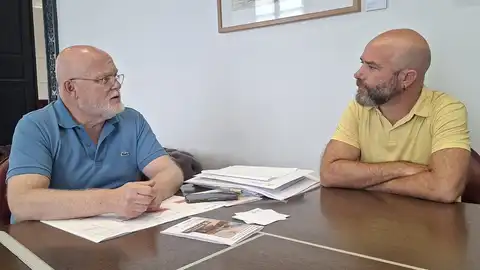 El gobierno regional y la asociación de periodistas de Albacete estudian futuras vías de colaboración El gobierno regional y la asociación de periodistas de Albacete estudian futuras vías de colaboración