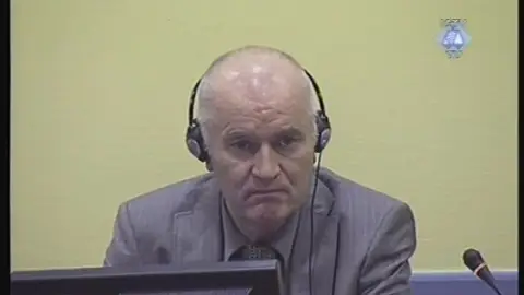 Muere el 'carnicero de Bosnia', el exmilitar Ratko Mladic condenado por crímenes de guerra Muere el 'carnicero de Bosnia', el exmilitar Ratko Mladic condenado por crímenes de guerra