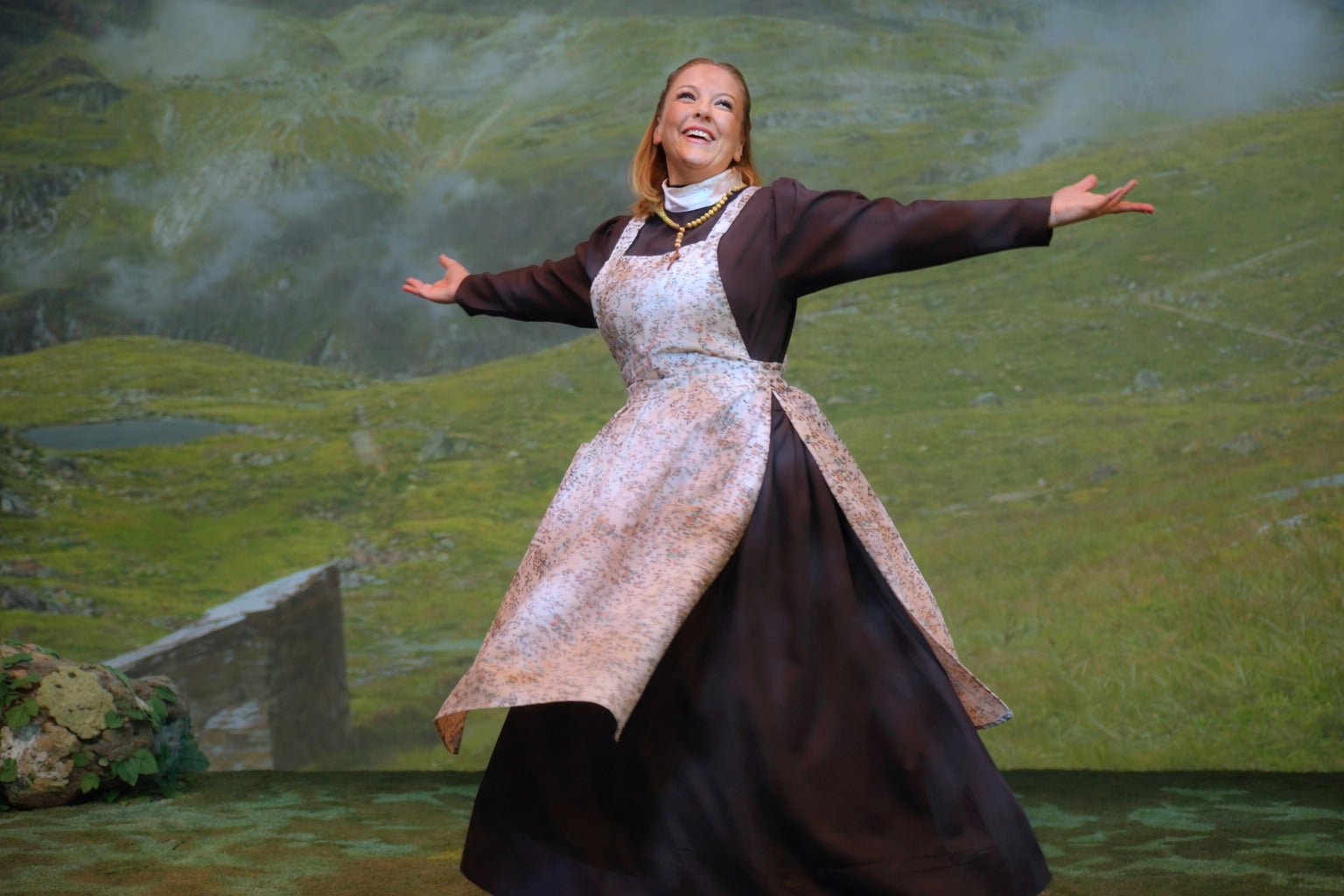 Silvia Villaú, directora del musical Sonrisas y Lágrimas: "Es una actuación única que seguro emocionará a Cuenca" Silvia Villaú, directora del musical Sonrisas y Lágrimas: "Es una actuación única que seguro emocionará a Cuenca"