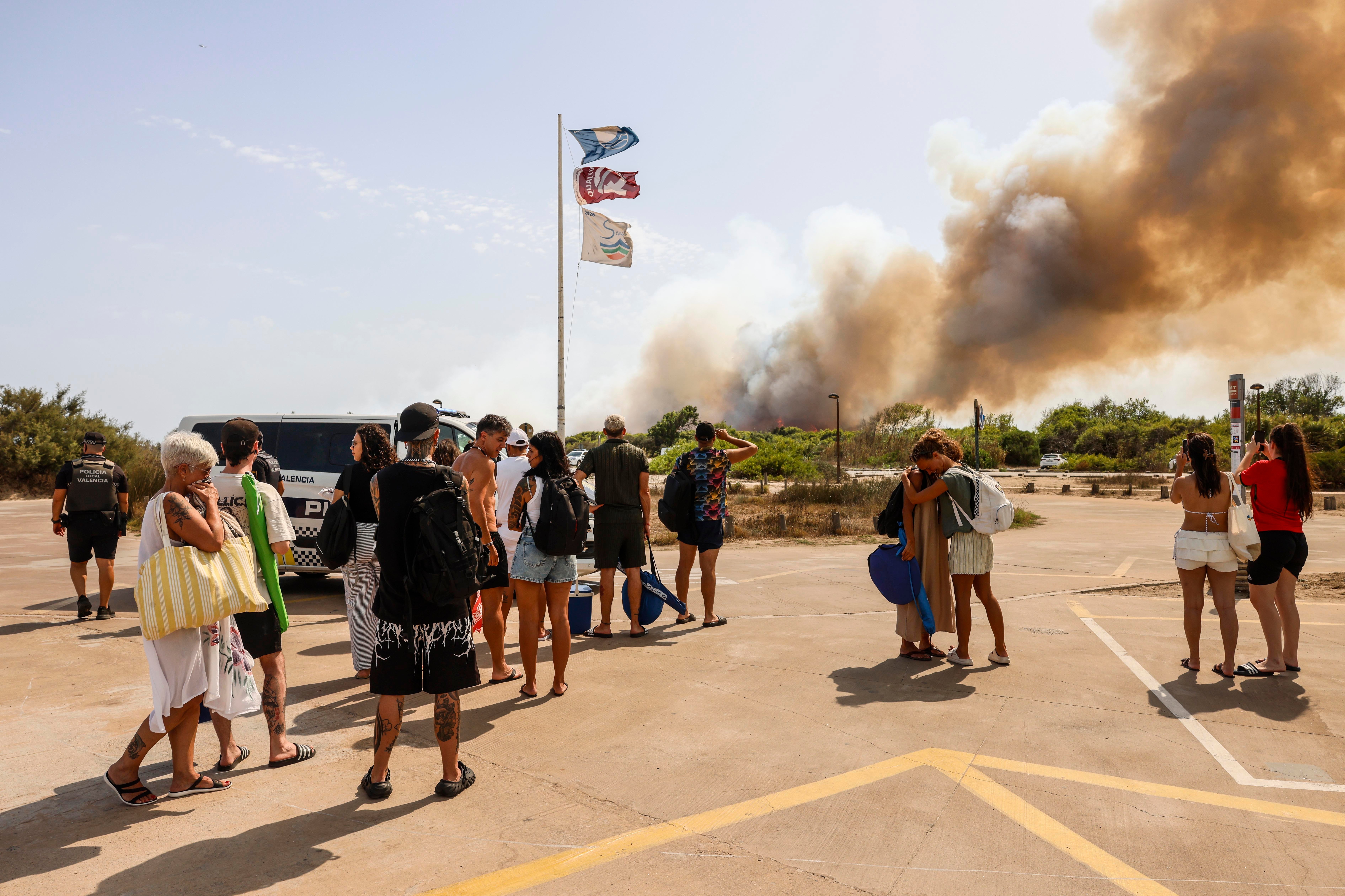 El Gobierno destina 80 millones de euros a los municipios afectados por los incendios de este verano El Gobierno destina 80 millones de euros a los municipios afectados por los incendios de este verano