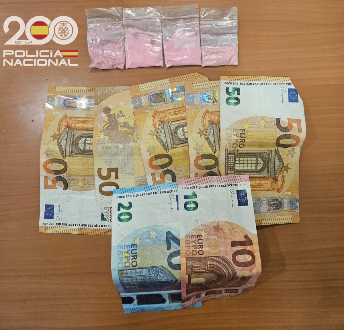Dos detenidos y 31 actas por drogas durante los dispositivos de seguridad de las fiestas de Lucmaçanes y Sant Climent Dos detenidos y 31 actas por drogas durante los dispositivos de seguridad de las fiestas de Lucmaçanes y Sant Climent