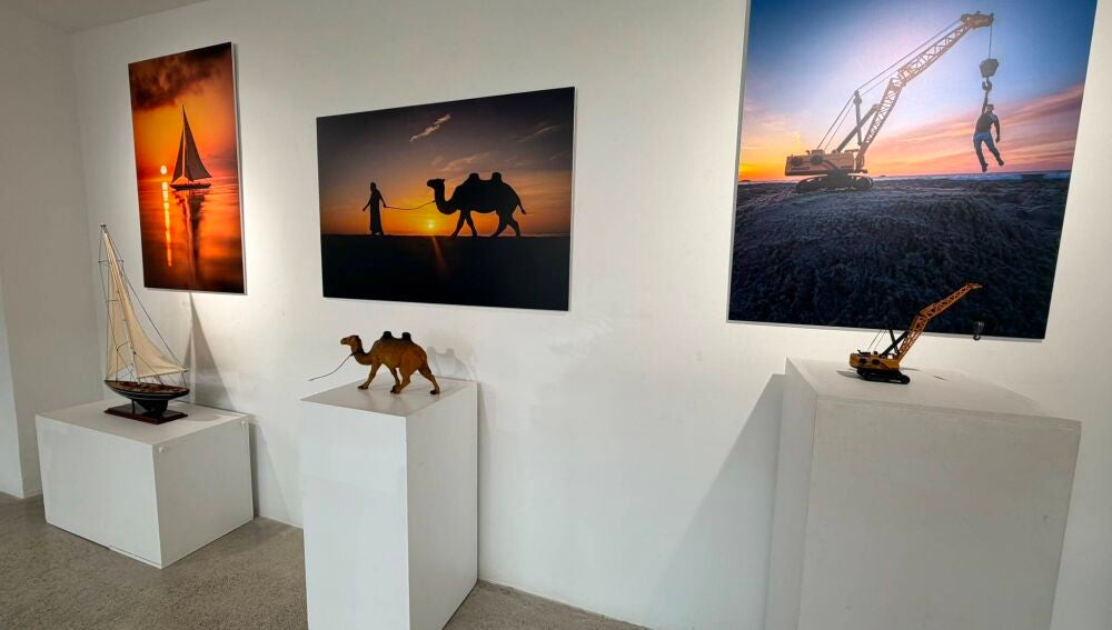 Parte de la exposición de Sa Nostra Sala con las imágenes de Mohamed Chendri