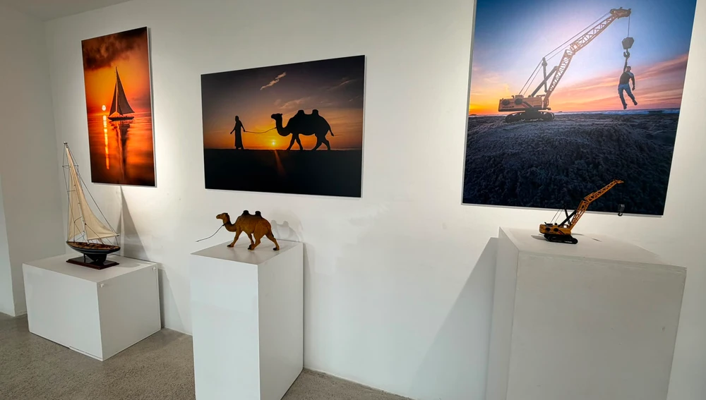 Parte de la exposición de Sa Nostra Sala con las imágenes de Mohamed Chendri Parte de la exposición de Sa Nostra Sala con las imágenes de Mohamed Chendri
