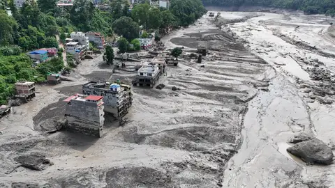 Imagen aérea de los estragos causados por la inundación de Nepal. Imagen aérea de los estragos causados por la inundación de Nepal.