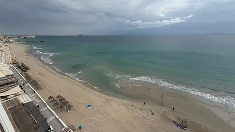 El mar se retira hasta siete metros en Cartagena: esta es la explicación del extraño fenómeno El mar se retira hasta siete metros en Cartagena: esta es la explicación del extraño fenómeno