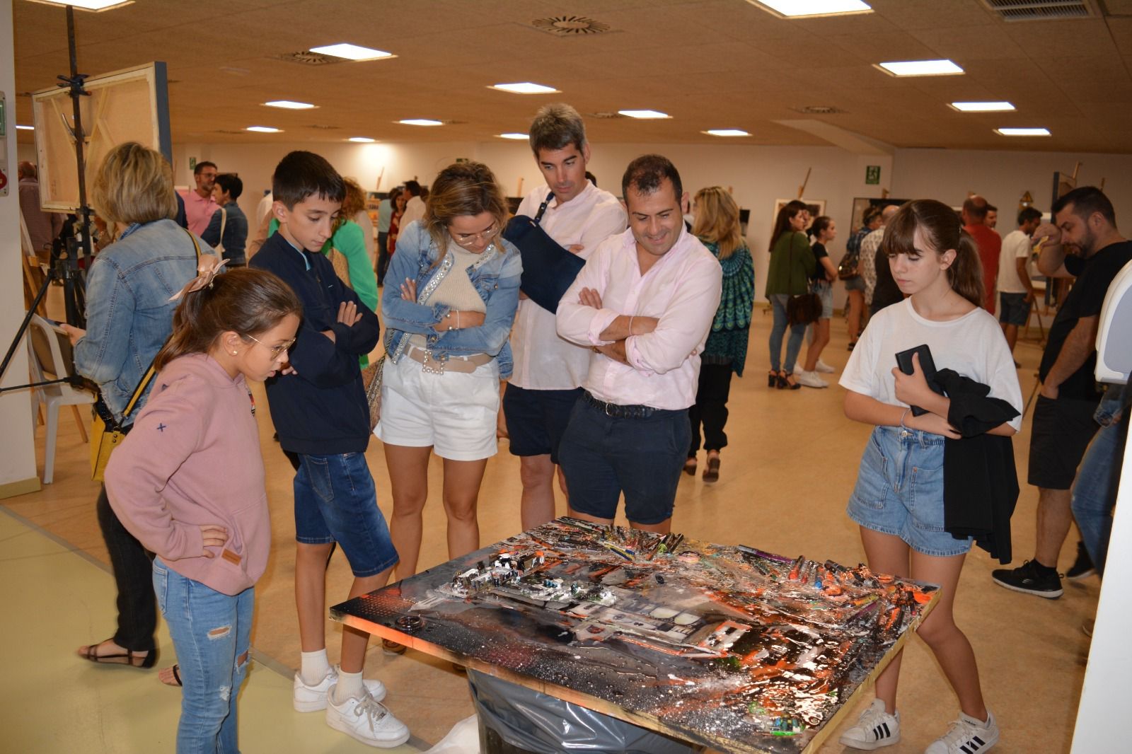 San Clemente vuelve a llenar sus calles de arte con su Certamen de Pintura Rápida Nocturna San Clemente vuelve a llenar sus calles de arte con su Certamen de Pintura Rápida Nocturna