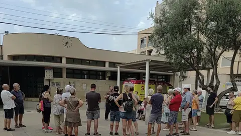 El Altet Decide busca captar la mitad de los votos en la pedanía de Elche con Ángel Soler como candidato. El Altet Decide busca captar la mitad de los votos en la pedanía de Elche con Ángel Soler como candidato.
