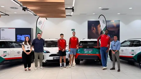 Toyota Nimo Gordillo refuerza su compromiso con Caja 87 en su histórico salto a Primera FEB Toyota Nimo Gordillo refuerza su compromiso con Caja 87 en su histórico salto a Primera FEB