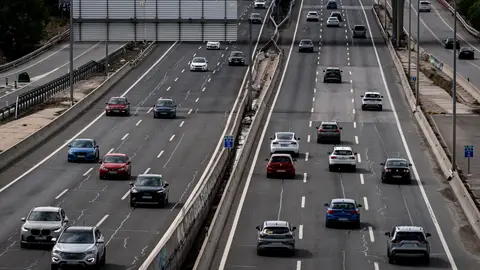 La DGT activa la operación retorno: se esperan 6,9 millones de coches en carretera y picos de retenciones La DGT activa la operación retorno: se esperan 6,9 millones de coches en carretera y picos de retenciones
