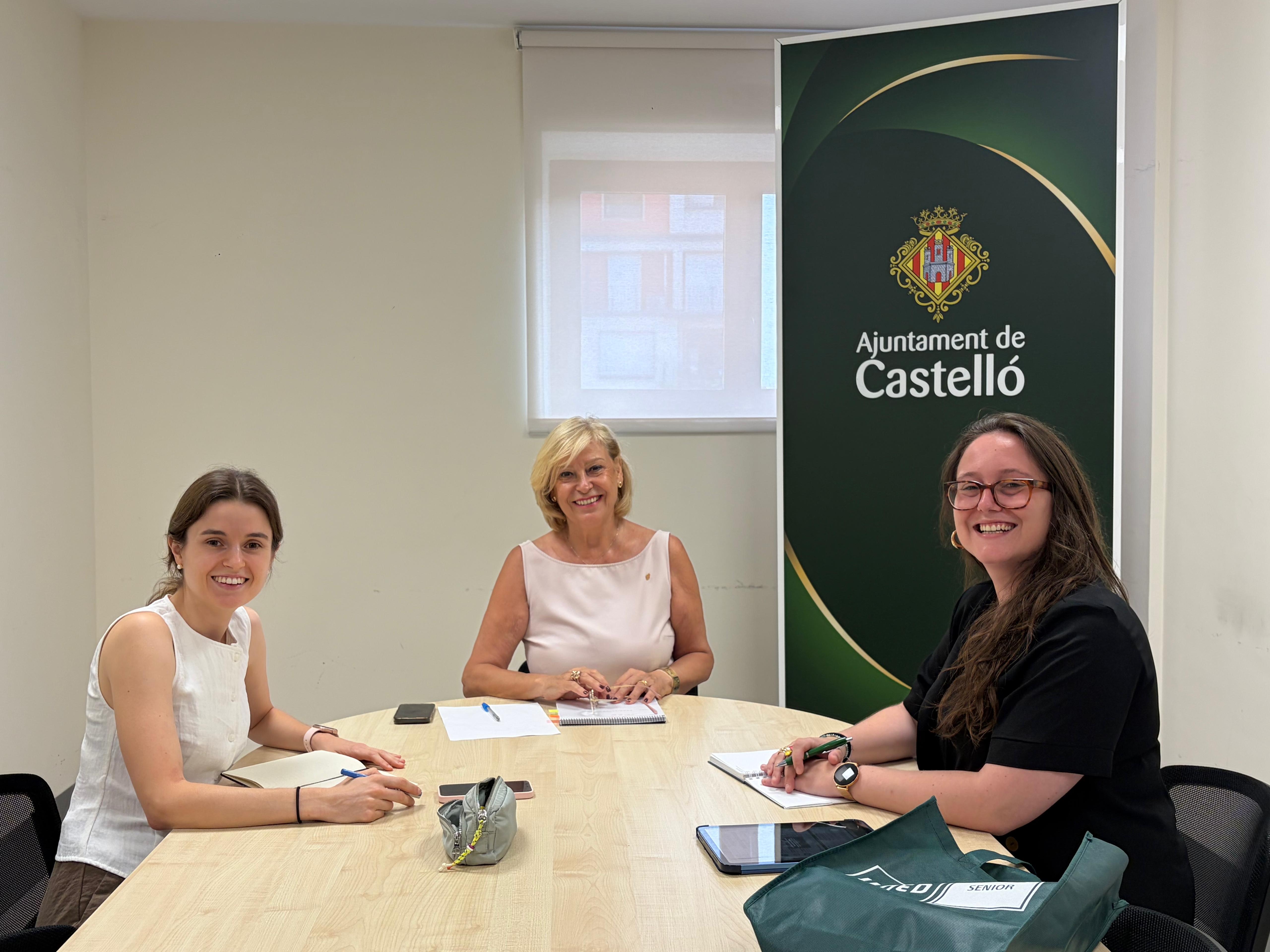 El Aula UNED Sénior estrena sede en Castellón con su nueva programación El Aula UNED Sénior estrena sede en Castellón con su nueva programación