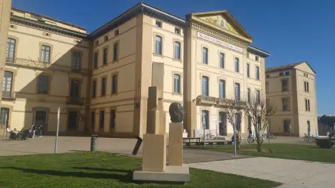 El campus de Huesca ofrerta sus últimas plazas en ADE, Gestión Pública presencial y Ciencias Ambientales El campus de Huesca ofrerta sus últimas plazas en ADE, Gestión Pública presencial y Ciencias Ambientales