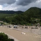 Una zona arrasada por la riada de Nepal Una zona arrasada por la riada de Nepal