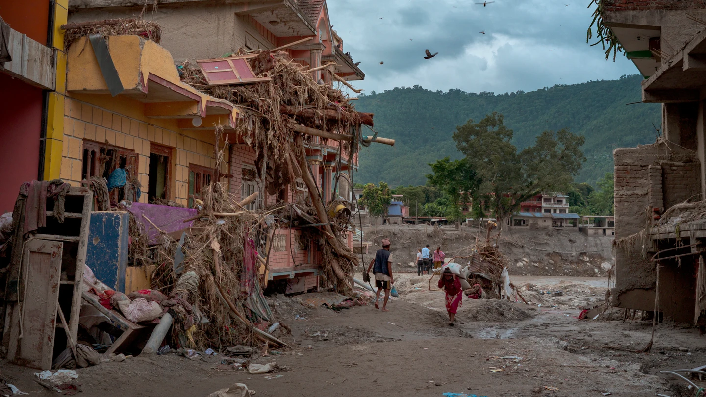 La destrucción que ha dejado a su paso la riada en Nepal La destrucción que ha dejado a su paso la riada en Nepal