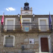 Fachada del Ayuntamiento de Mazarambroz Fachada del Ayuntamiento de Mazarambroz