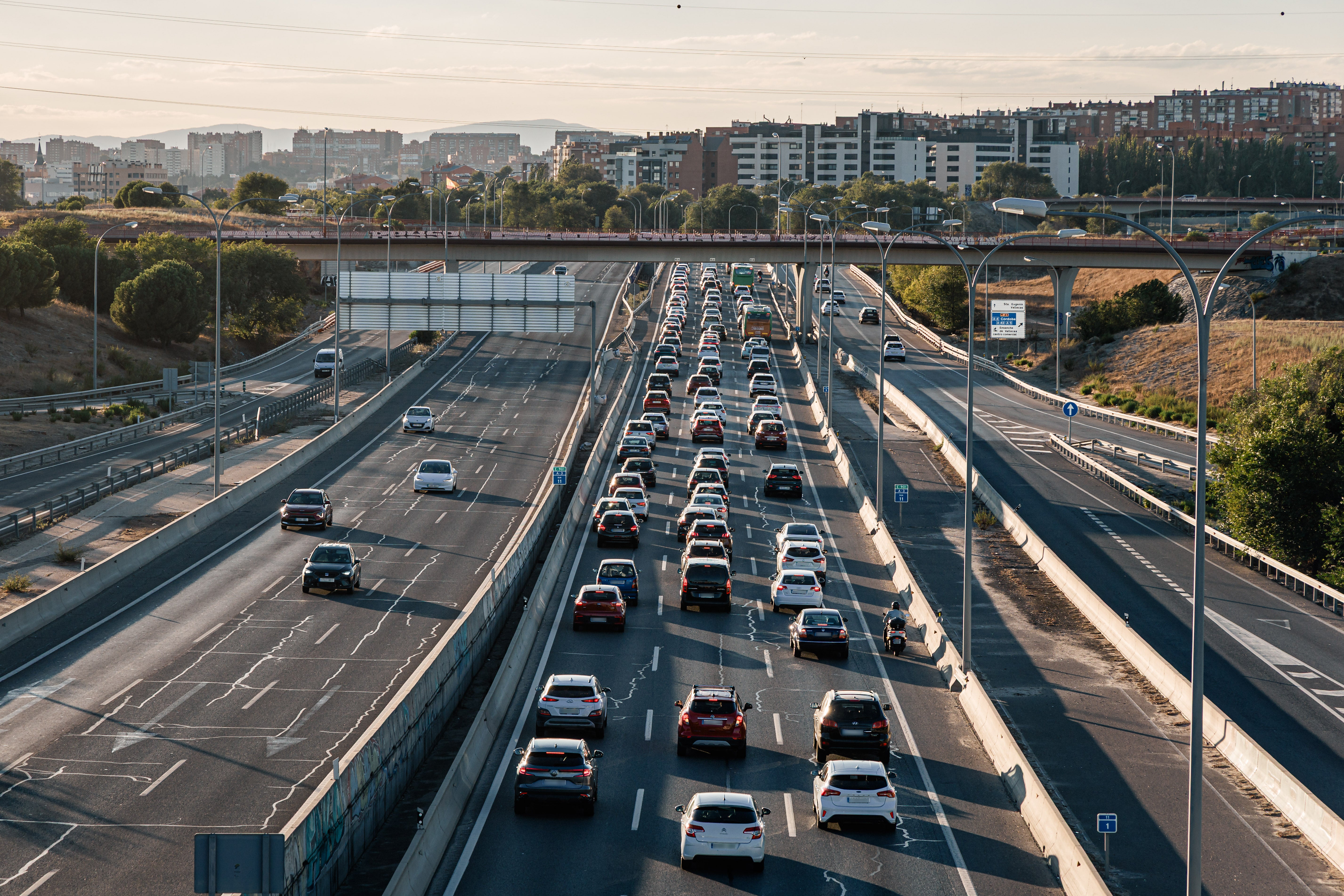 Fin de la operación retorno: la DGT informa de complicaciones en varias carreteras durante este lunes Fin de la operación retorno: la DGT informa de complicaciones en varias carreteras durante este lunes