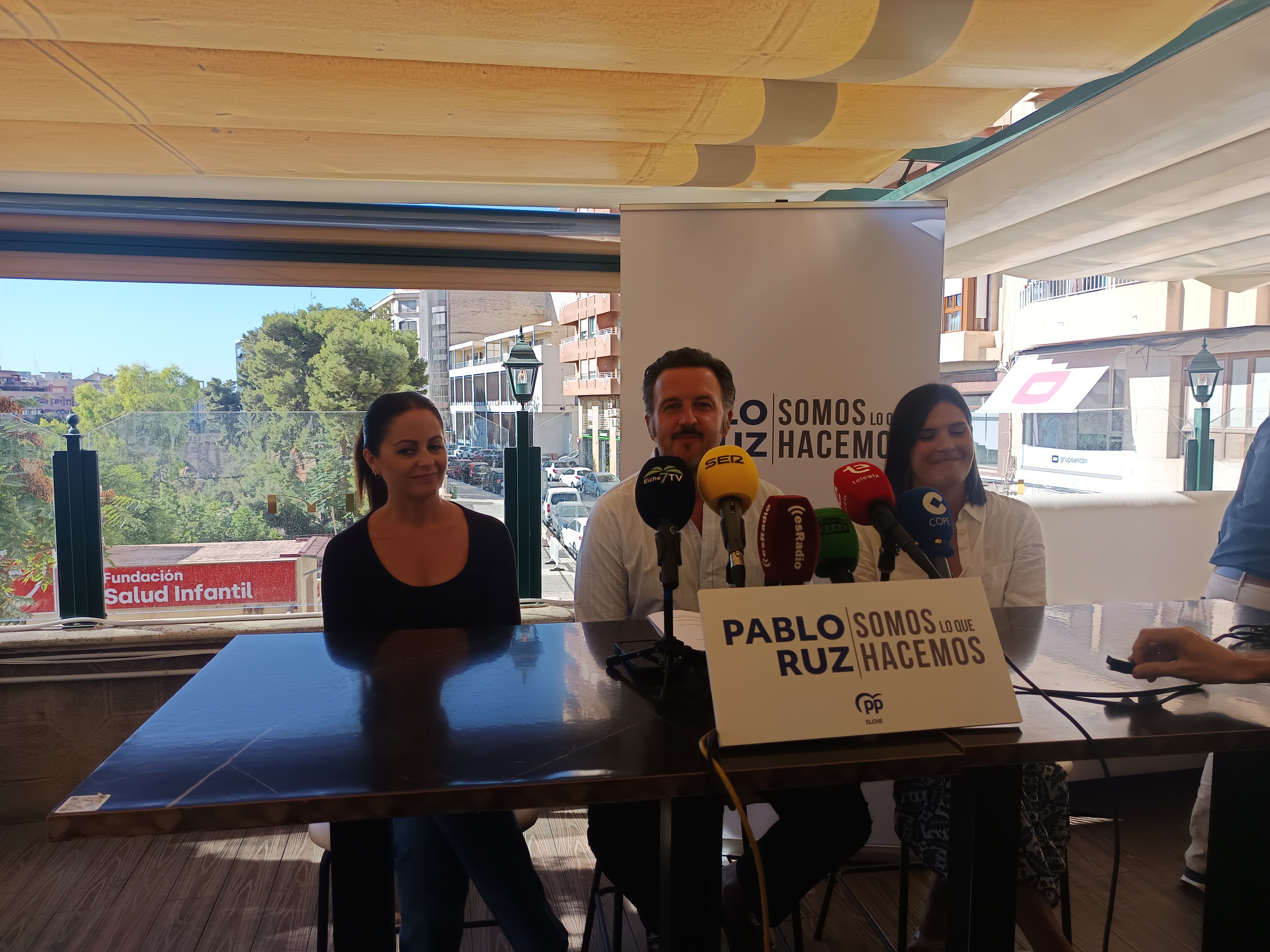 El PP de Elche estrena el nuevo curso político con un mensaje: ‘Somos lo que hacemos’ El PP de Elche estrena el nuevo curso político con un mensaje: ‘Somos lo que hacemos’