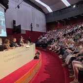 El programa "Periodismo a pie de calle" bate su récord de participación con cerca de 9.400 asistentes El programa "Periodismo a pie de calle" bate su récord de participación con cerca de 9.400 asistentes
