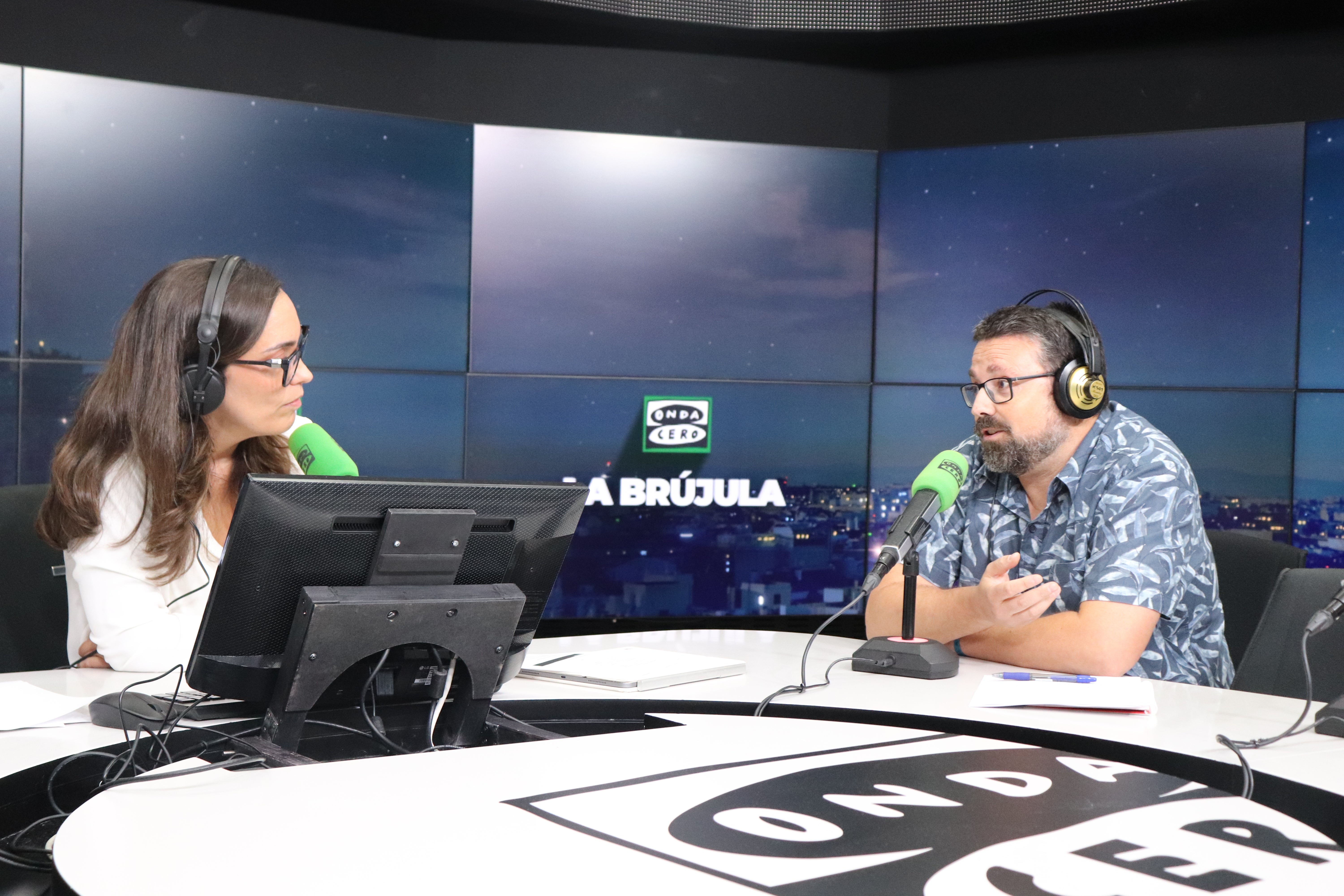 Un experto en seguridad digital desvela en La Brújula las claves de la entrada masiva a Ceuta: "Fue muy profesional" Un experto en seguridad digital desvela en La Brújula las claves de la entrada masiva a Ceuta: "Fue muy profesional"