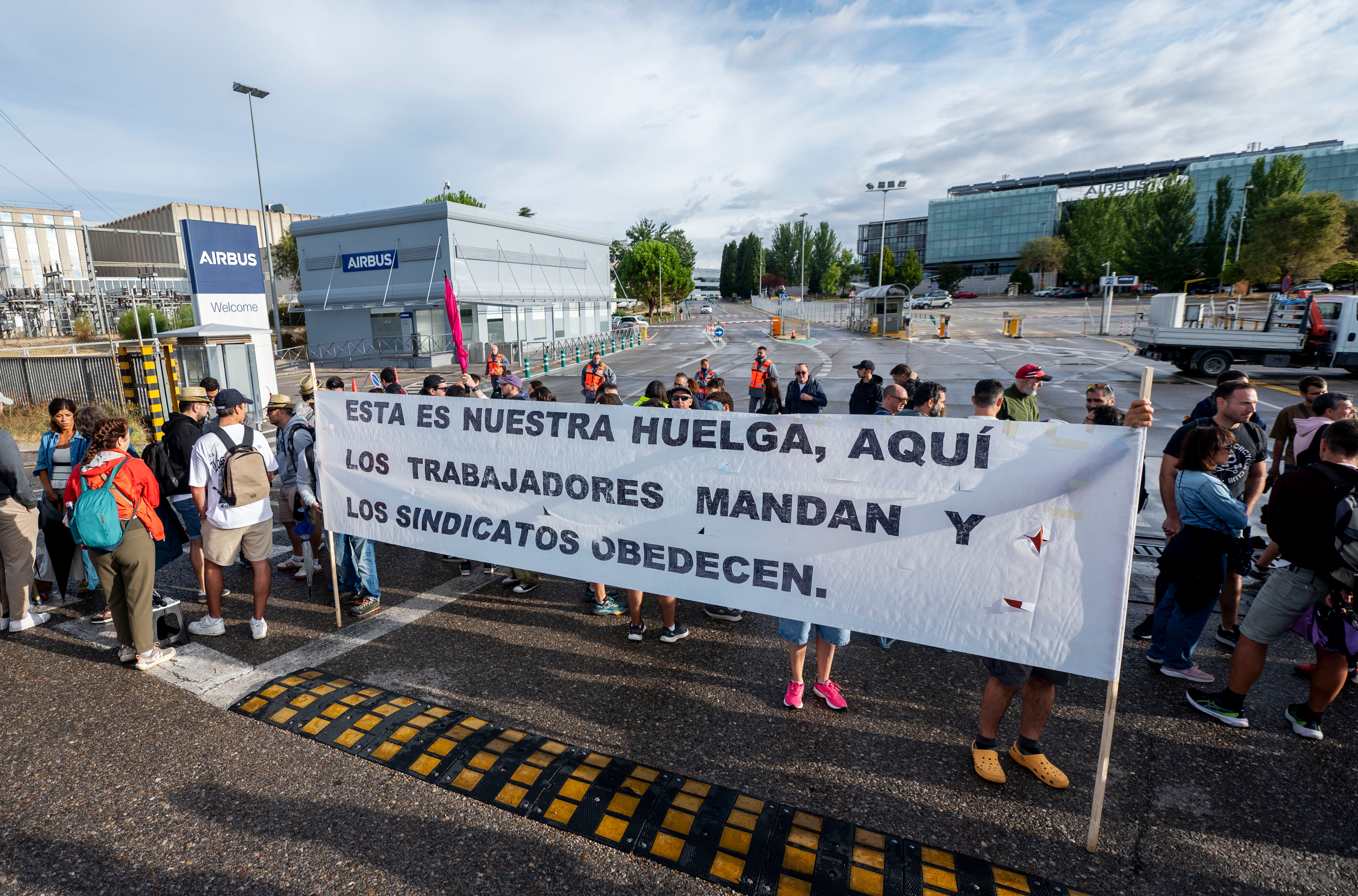 La plantilla de Airbus mantiene la huelga indefinida y seguirá reclamando mejoras salariales y laborales La plantilla de Airbus mantiene la huelga indefinida y seguirá reclamando mejoras salariales y laborales