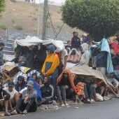 Varios inmigrantes en el municipio ceutí