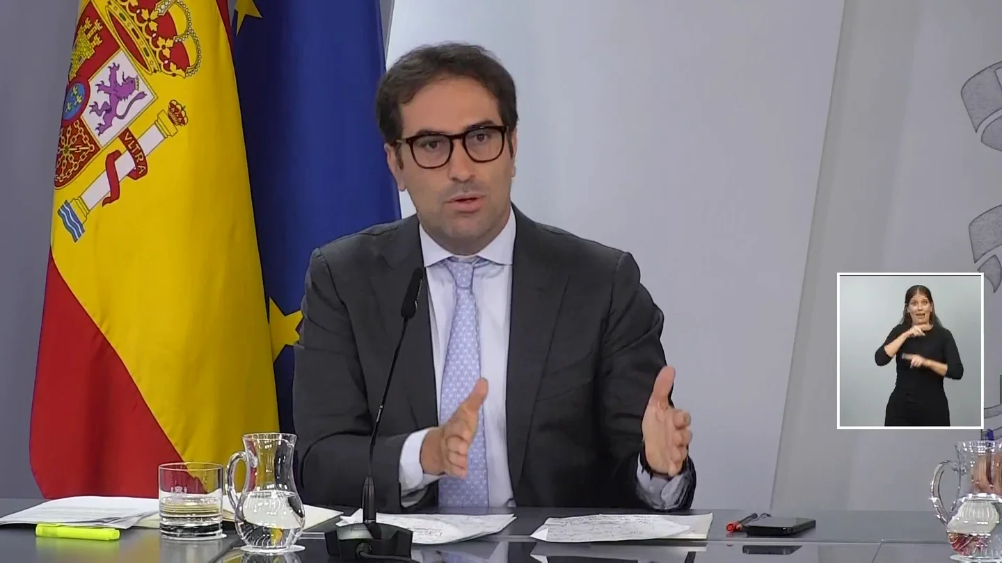 Medidas urgentes del plan de choque del Gobierno para Ceuta: bonificaciones a empresas y ayudas económicas a los ciudadanos Medidas urgentes del plan de choque del Gobierno para Ceuta: bonificaciones a empresas y ayudas económicas a los ciudadanos