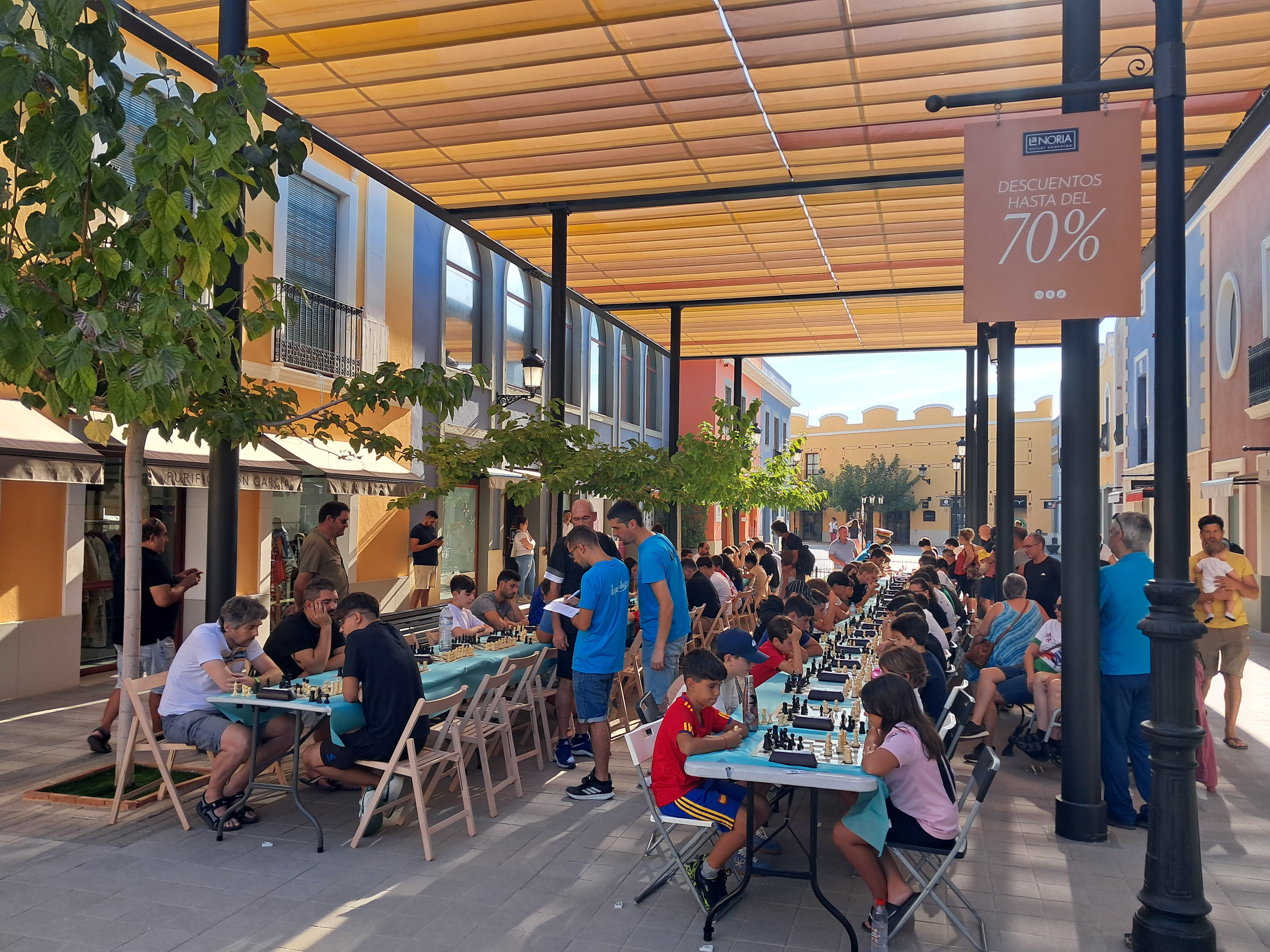 La Noria Outlet Shopping celebra su III Torneo de Ajedrez con 300 euros en premios La Noria Outlet Shopping celebra su III Torneo de Ajedrez con 300 euros en premios