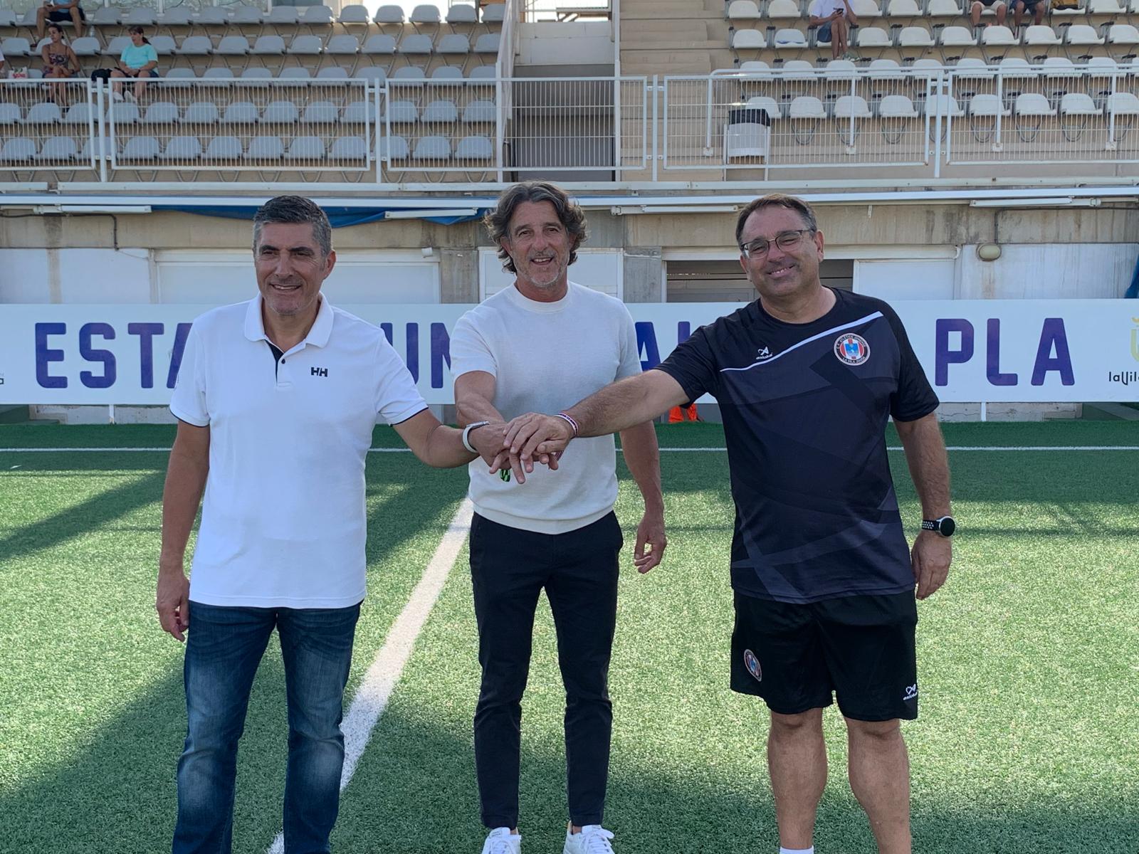 El Villajoyosa CF y el CF Atlético Jonense alcanza un acuerdo estratégico de colaboración para esta temporada y sientan las bases para unificar el fútbol vilero la próxima El Villajoyosa CF y el CF Atlético Jonense alcanza un acuerdo estratégico de colaboración para esta temporada y sientan las bases para unificar el fútbol vilero la próxima