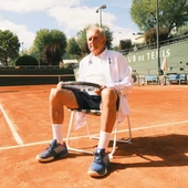Fotografía de Tomás Sanjuan a Félix Candela, tenista madrileño de 86 años. Fotografía de Tomás Sanjuan a Félix Candela, tenista madrileño de 86 años.