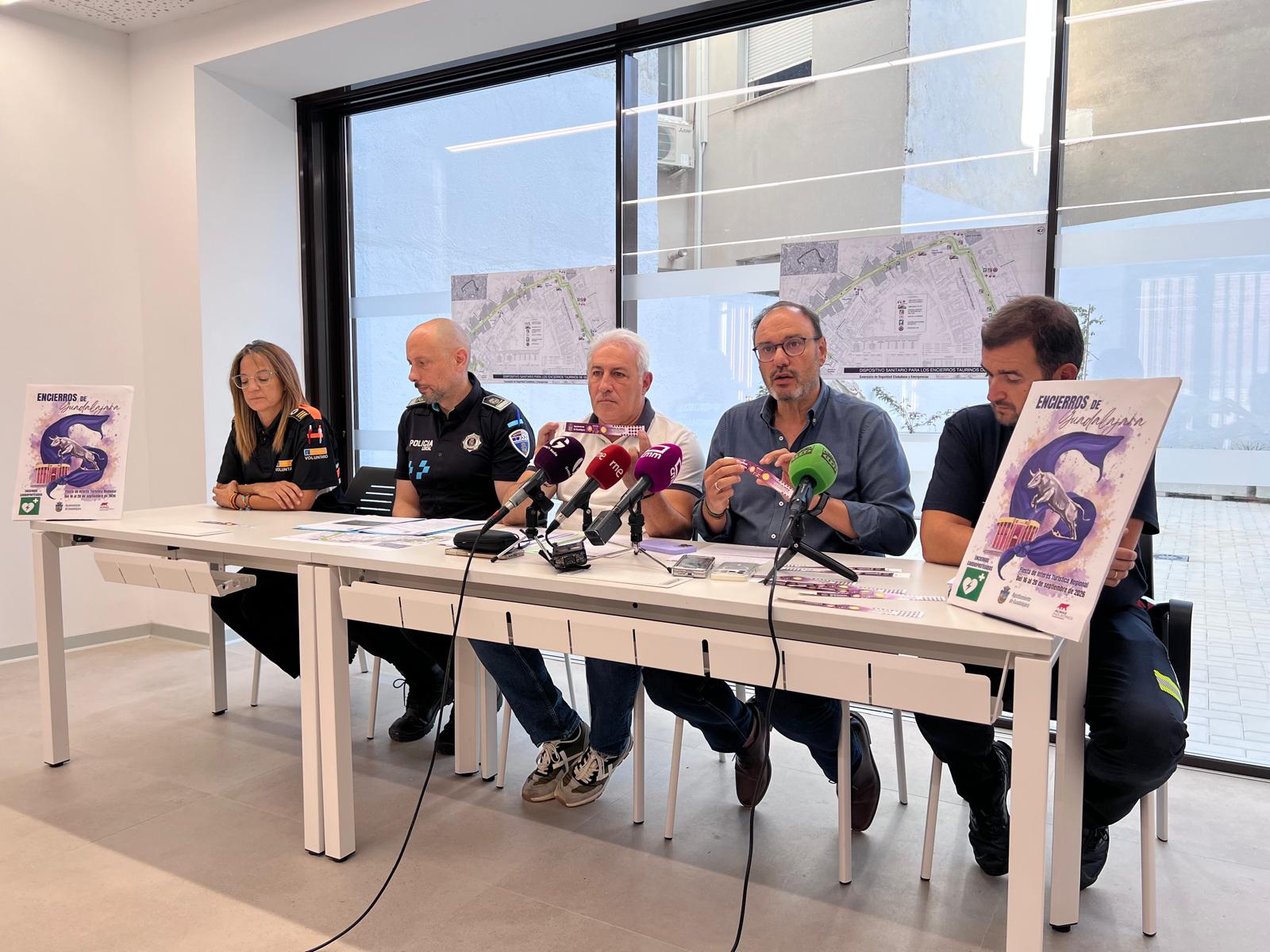 Se refuerza el dispositivo de seguridad por el quinto encierro en las Ferias y Fiestas de Guadalajara Se refuerza el dispositivo de seguridad por el quinto encierro en las Ferias y Fiestas de Guadalajara