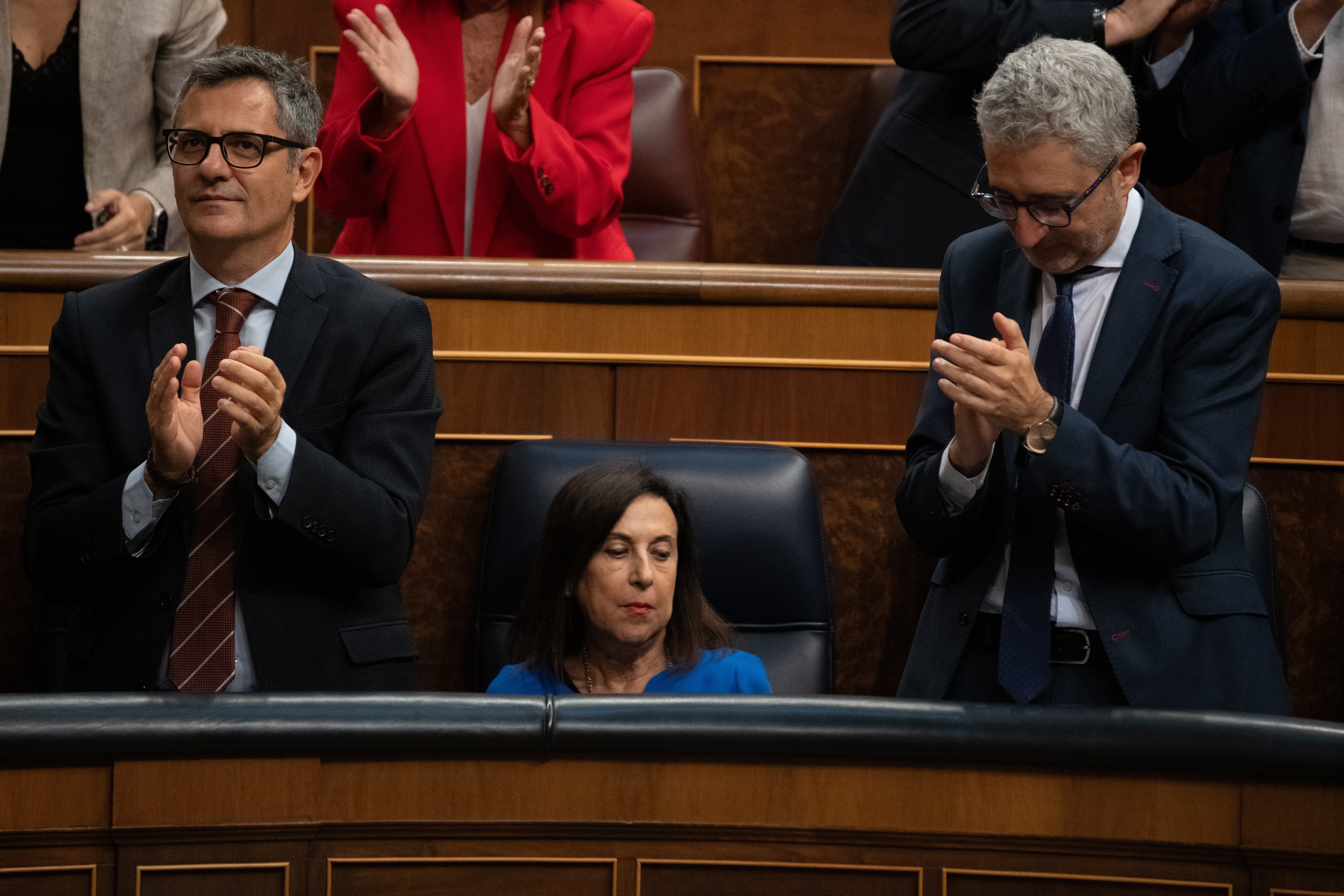 VOTA ¿Le parece acertado el gesto de la ministra de Defensa de no aplaudir la intervención de Sánchez en el Congreso? VOTA ¿Le parece acertado el gesto de la ministra de Defensa de no aplaudir la intervención de Sánchez en el Congreso?