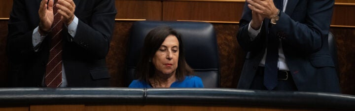 ¿Le parece acertado el gesto de la ministra de Defensa de no aplaudir la intervención de Sánchez en el Congreso?