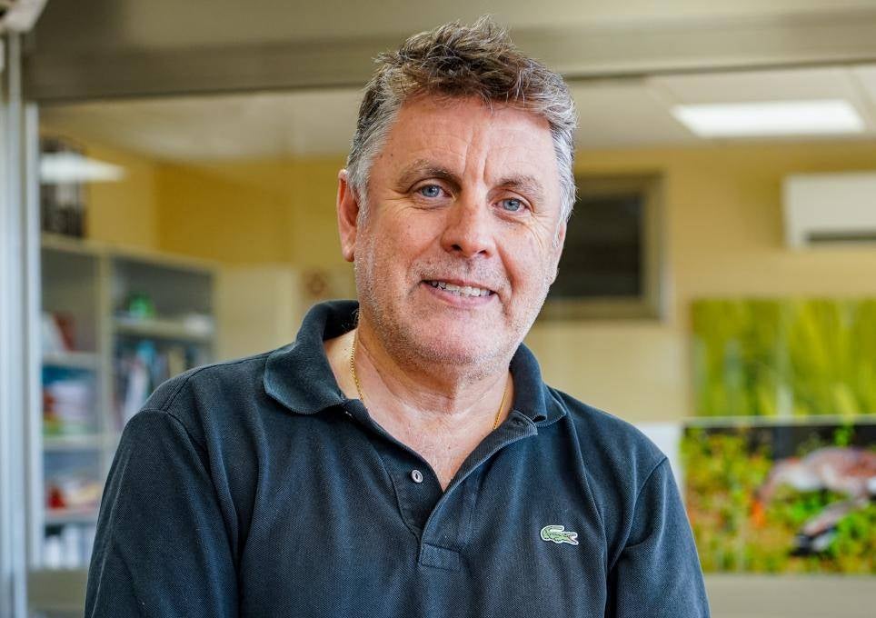 Juan Antonio Prats: "Habría que apostar más por el algarrobo porque podría ser un buen cultivo de futuro en Ibiza" Juan Antonio Prats: "Habría que apostar más por el algarrobo porque podría ser un buen cultivo de futuro en Ibiza"