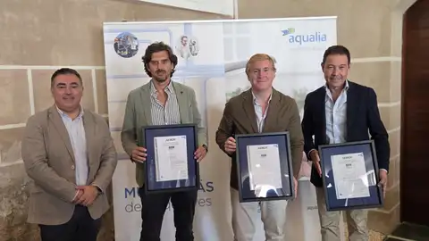 El Servicio de Aguas de Badajoz que gestiona Aqualia recibe una triple certificación de Aenor El Servicio de Aguas de Badajoz que gestiona Aqualia recibe una triple certificación de Aenor
