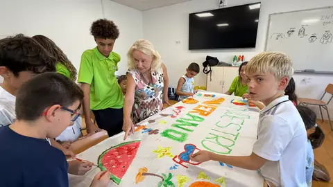 24 familias nucieras concilian gracias al “Cole de Septiembre” 24 familias nucieras concilian gracias al “Cole de Septiembre”