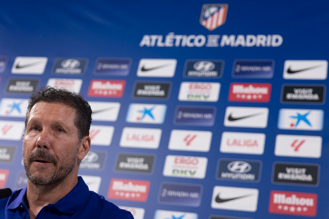 Simeone: "Julián tiene la oportunidad de ajustar un montón de situaciones" Simeone: "Julián tiene la oportunidad de ajustar un montón de situaciones"
